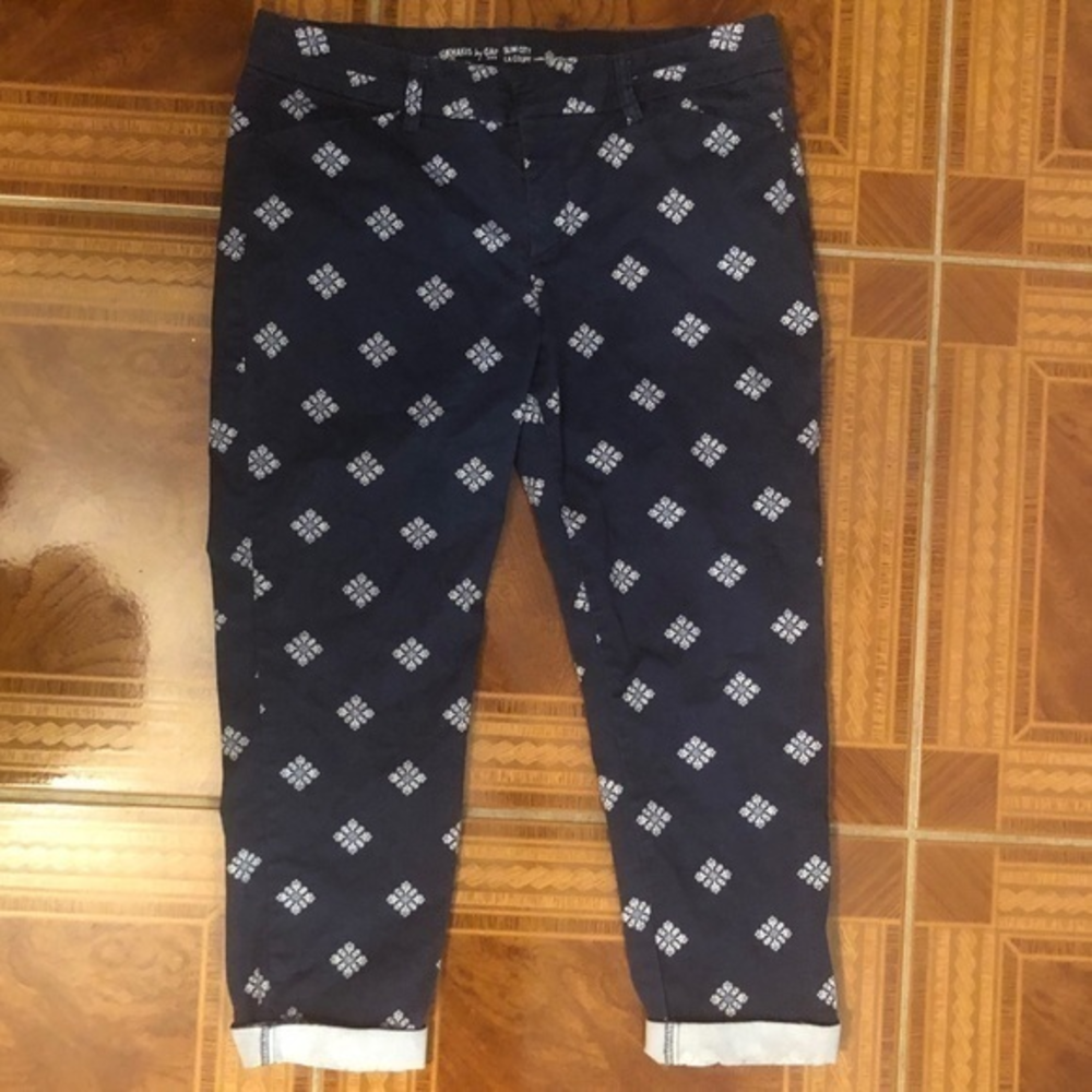 Gap Khakis Slim City‎ Capri Size 8
